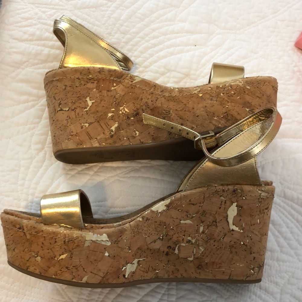 Aldo Platform Wedges - Picture 2 of 3